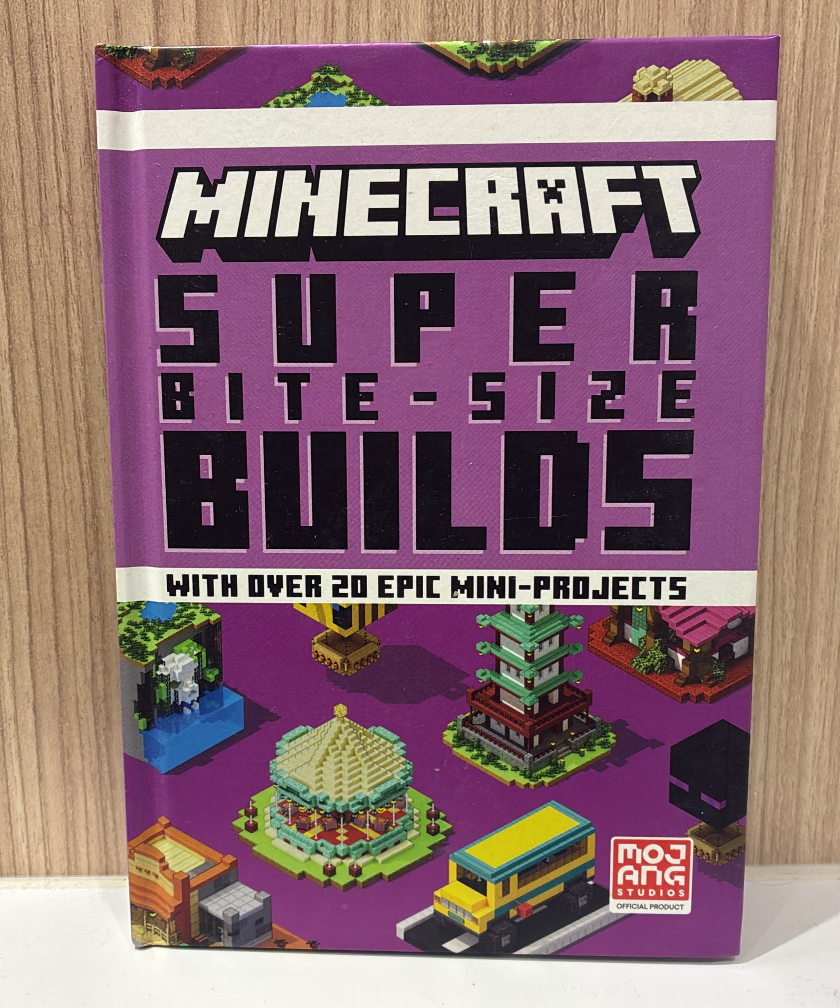 MINECRAFT SUPER BITE-512E BUIL D5 WITH OVER 20 EPIC MINI-PROJECTS